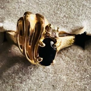 Gold Ring Black Onyx look stone w/small CZ